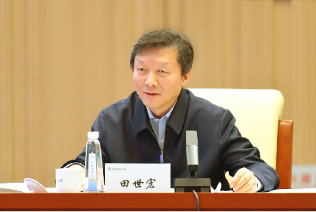 市场监管总局副局长田世宏一行调研中国COM总院标准化与质量工作301